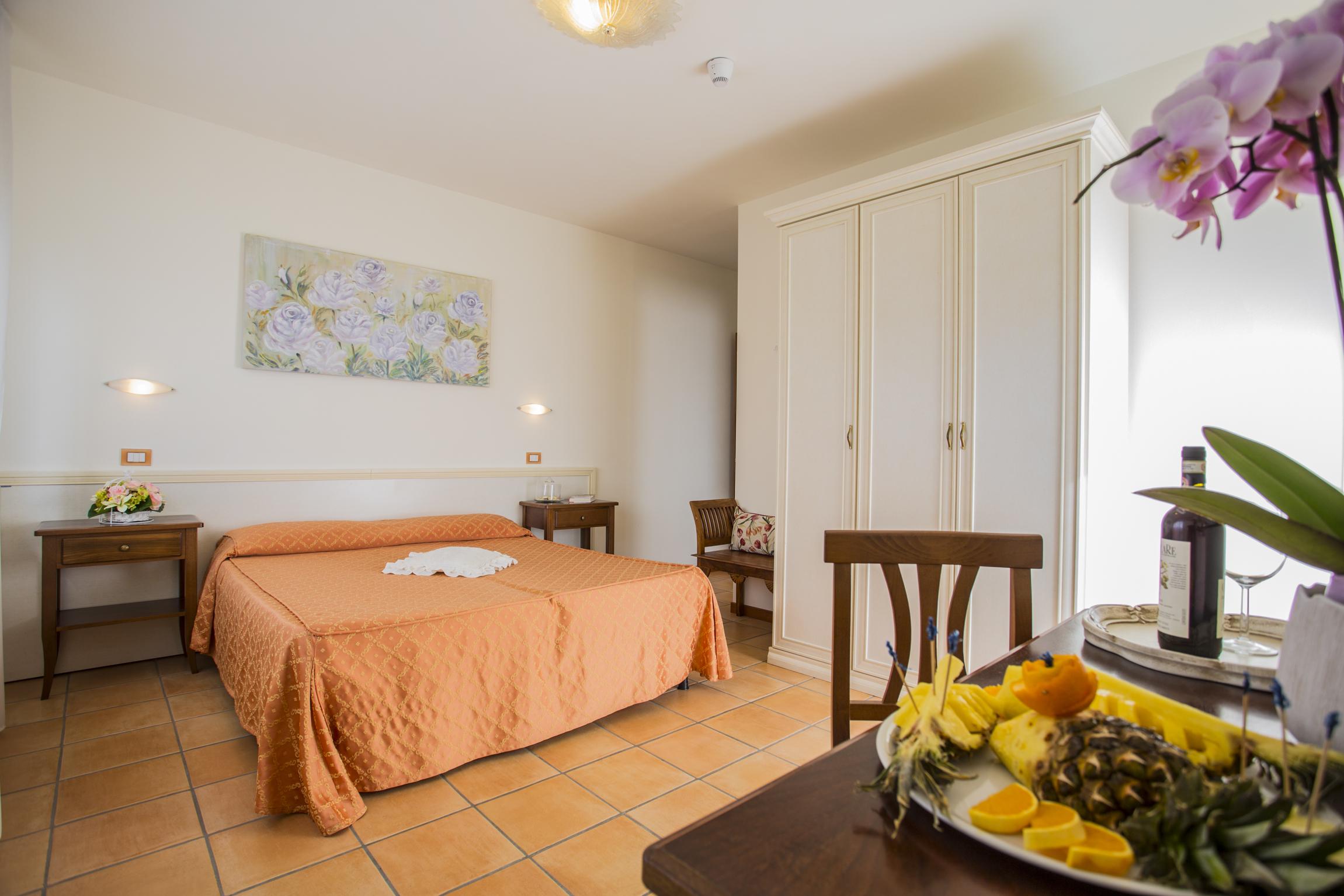 Hotel Sylvia ลิโด ดิ กามาโยเร ภายนอก รูปภาพ